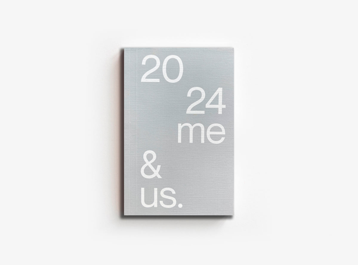 cover planner 2024 in pebble colour