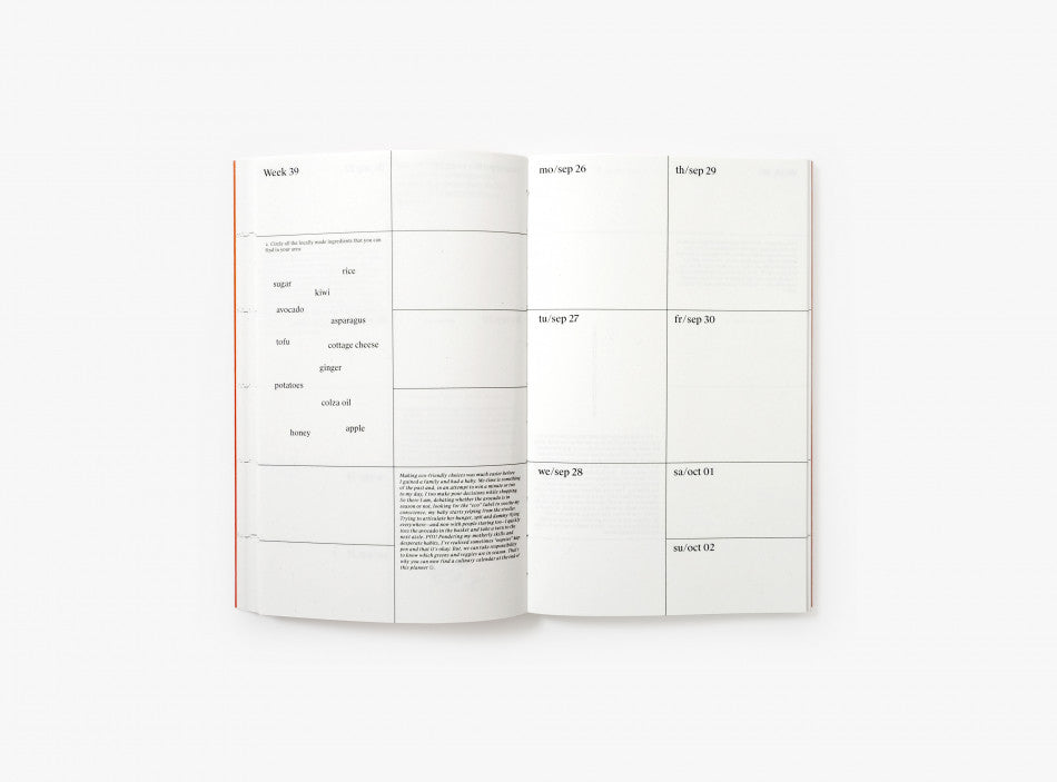 Spread of our 2022 planner with the week view and illustrations.