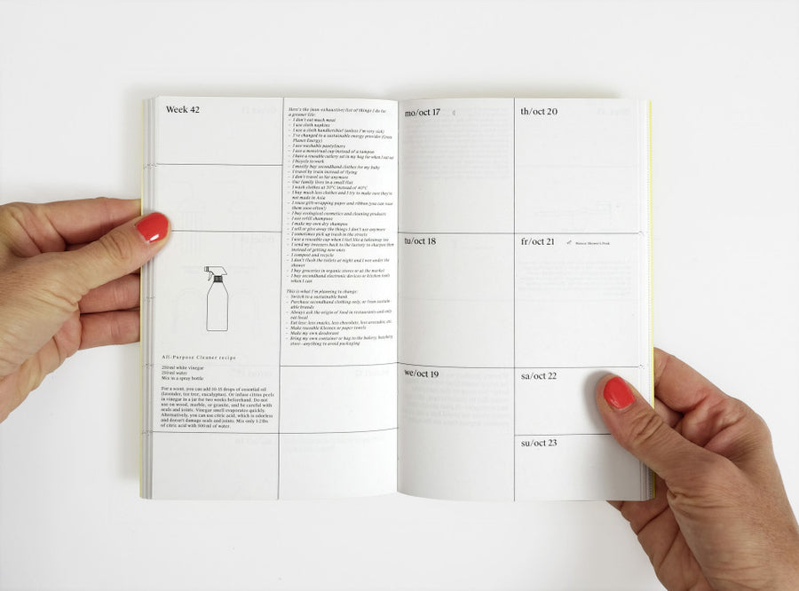 Spread of our 2022 planner with the week view and illustrations.