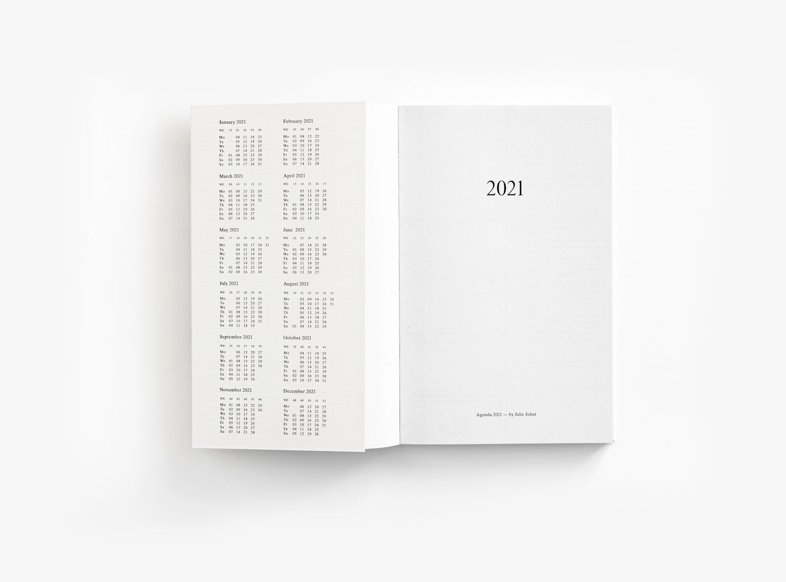 First spread of our 2021 planner with the bandana showing the year calendar.