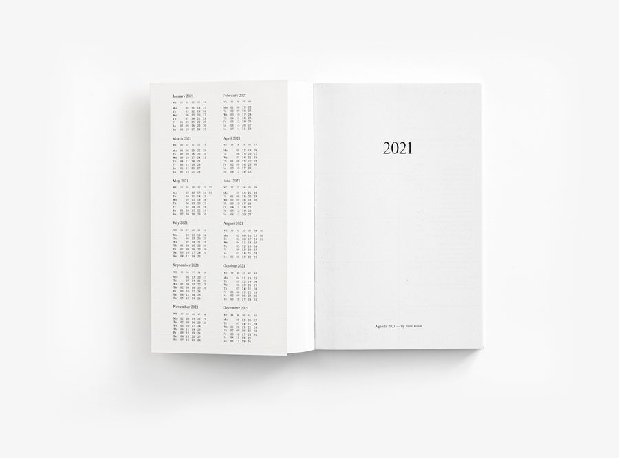 First spread of our 2021 planner with the bandana showing the year calendar.